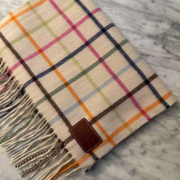 COACH MULTI TATTERSALL SCARF - Picture 5 of 5